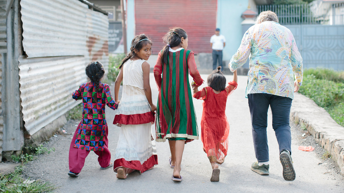 Bonnie walking with Girls